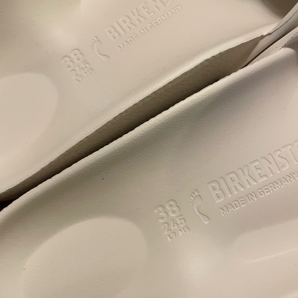 Birkenstock Off White Sandals with Gold Accents - Picture 3 of 5